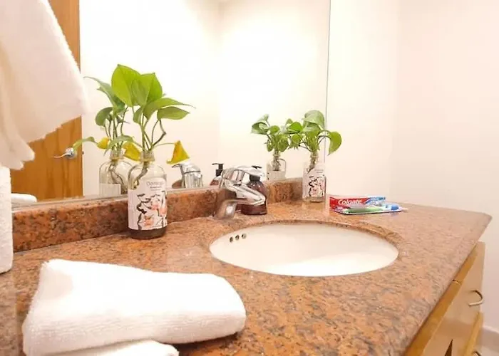 Skyline View King Bed Location Comfortable Сasa de vacaciones *