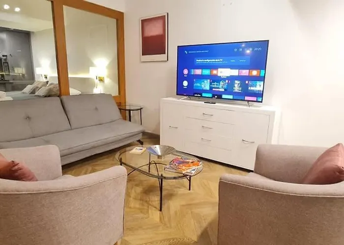 Skyline View King Bed Location Comfortable Сasa de vacaciones *